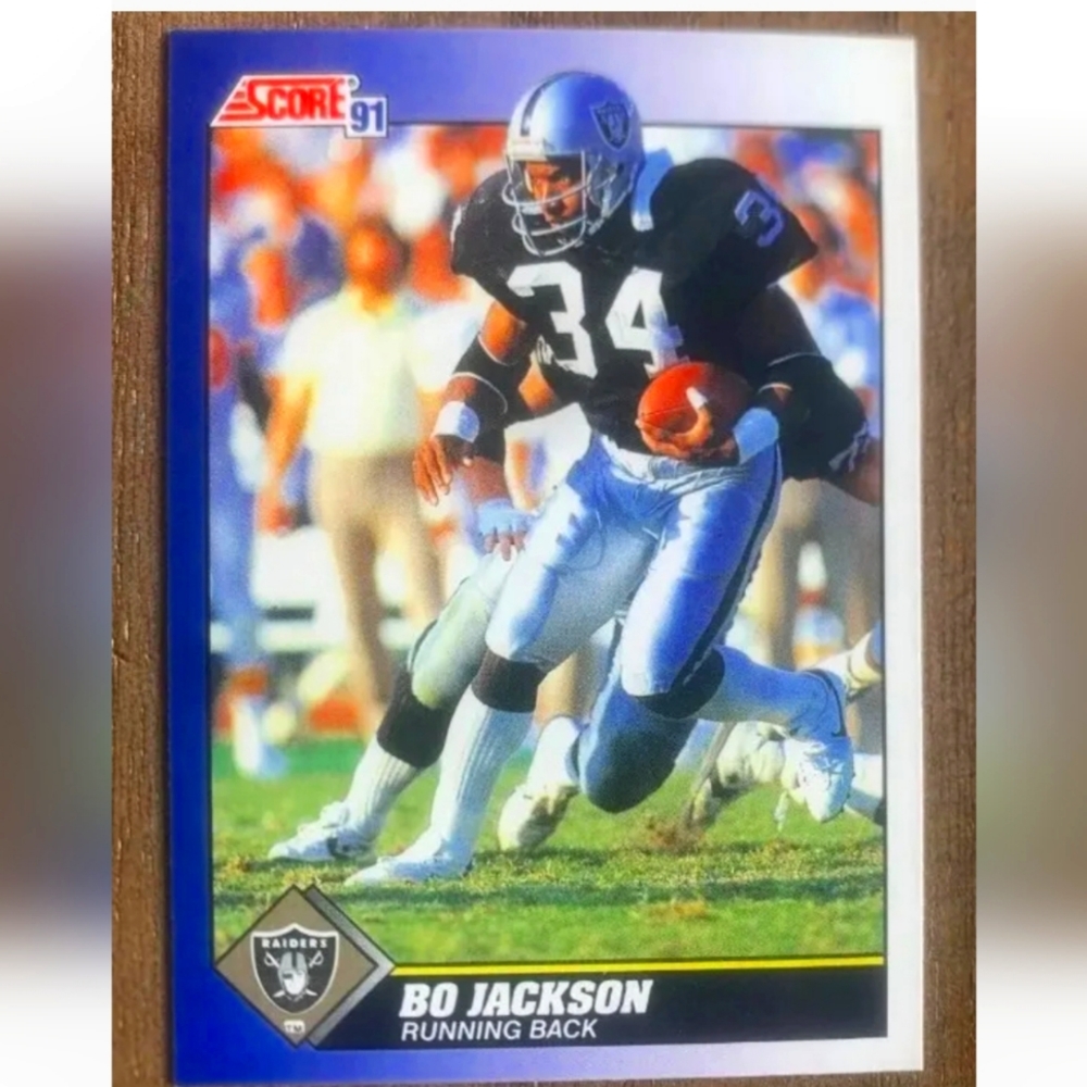 1991 score card #100  Bo Jackson